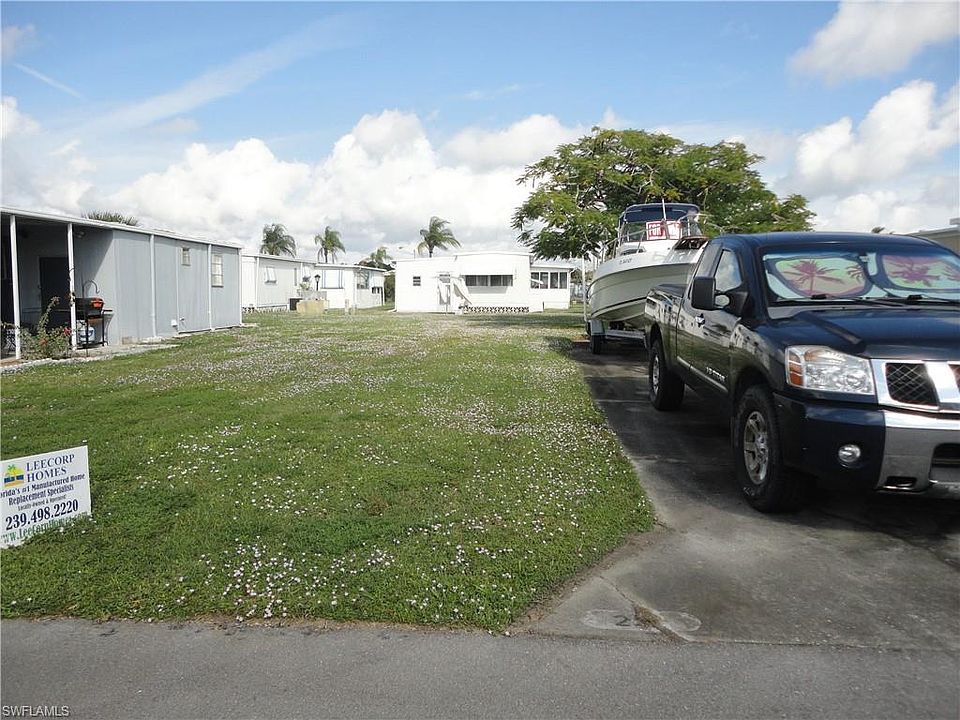 1st image of 29 Poinsettia Dr