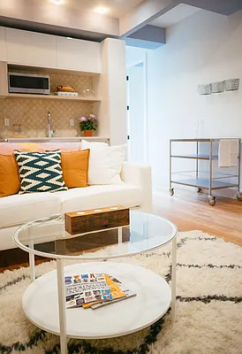 Rented by Nooklyn NYC LLC | media 49