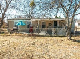 1432 Dawn Dr N, Azle, TX 76020