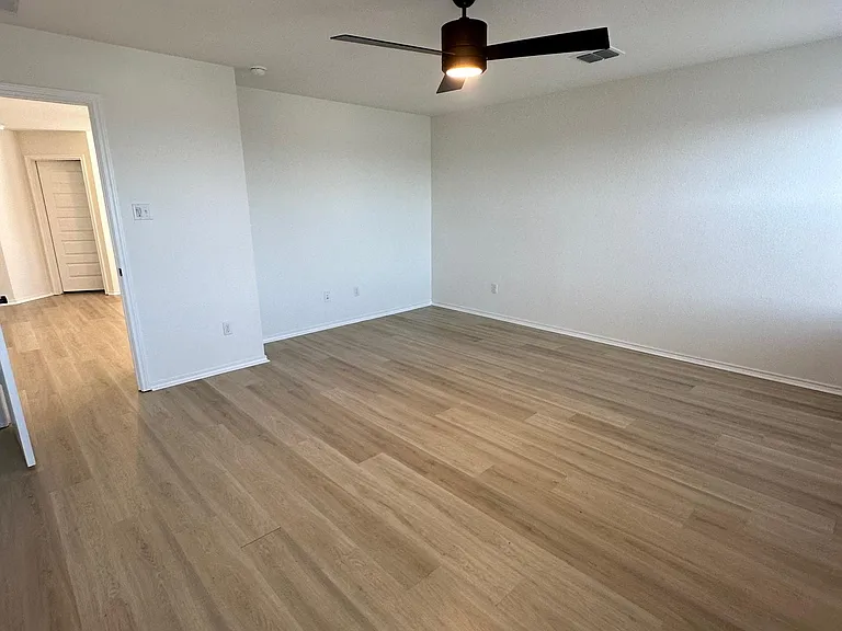 4469 Acerno St — Photo 13