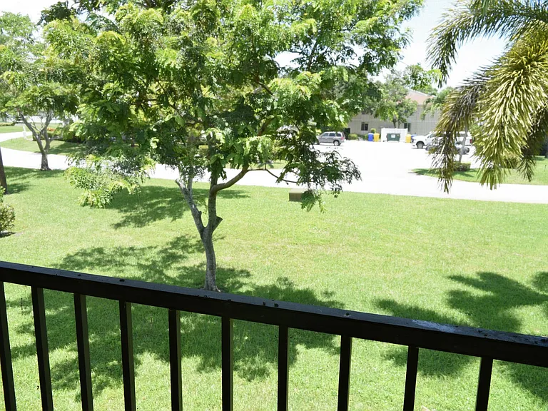 6540 Chasewood Dr #H — Photo 26