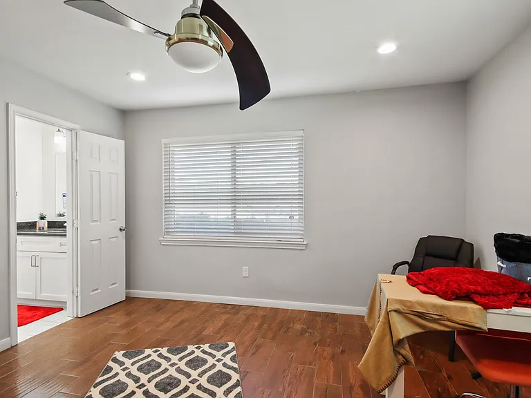 5302 Treaschwig Rd — Photo 22