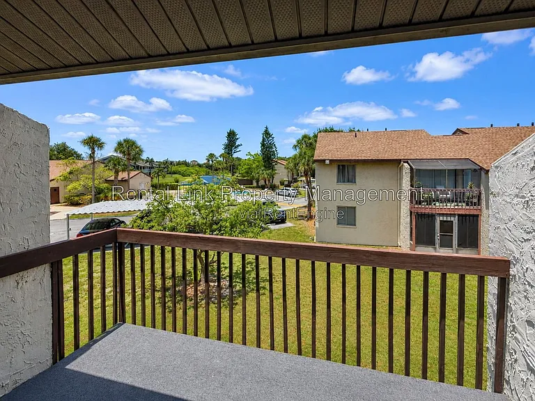 2709 Hidden Lake Blvd #C — Photo 19
