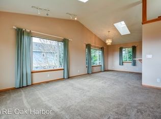 250 Perry Dr, Coupeville, WA 98239