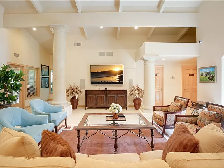 438 Por La Mar Cir — Photo 32