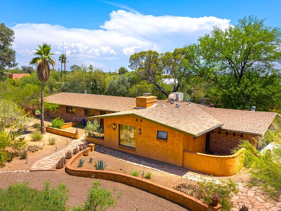 1st image of 841 W Giaconda Way