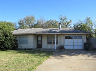 2701 Wilhelm Dr, Bryan, TX 77803