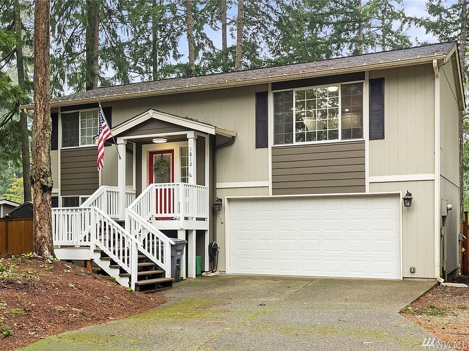 1st image of 1812 192nd Avenue Ct SW