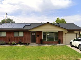 564 W Spacerama Dr, Murray, UT 84123