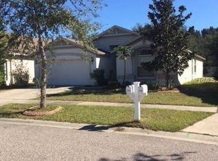 1134 Barclay Wood Dr, Ruskin, FL 33570