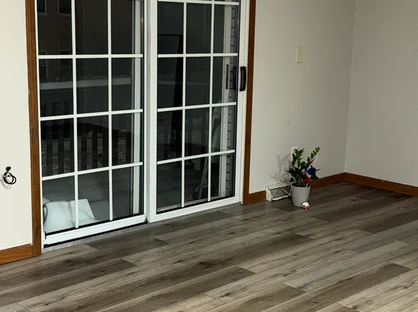 42 Dakota St APT 2B, Buffalo, NY 14216