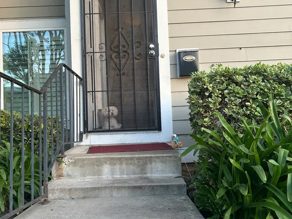 (undisclosed Address), Irvine, CA 92604