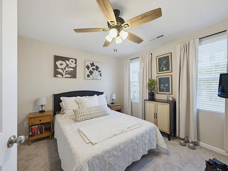 5933 Illuminate Ave — Photo 13