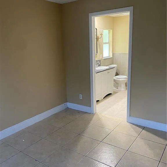 2702 Robin Ave S — Photo 9