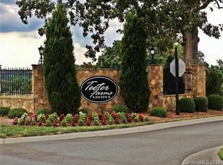 1538 Teeter Farms Dr, Mooresville, NC 28115