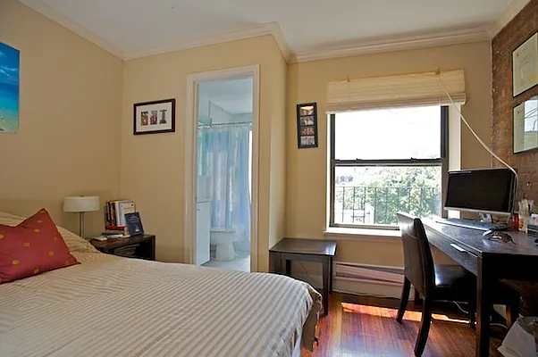 Rented by Mark David | media 24