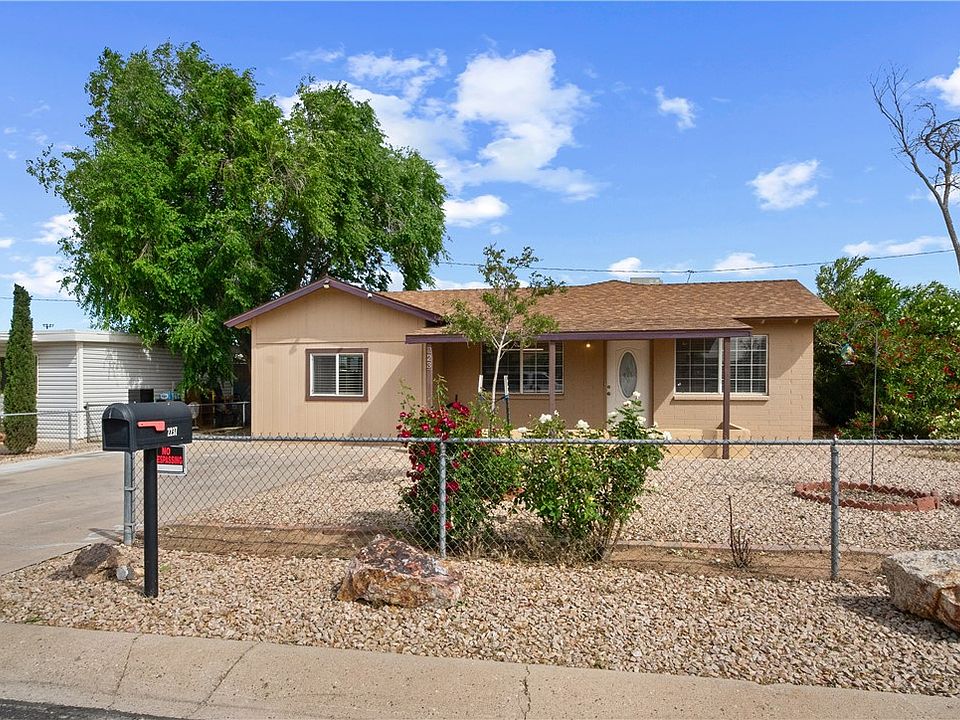 1st image of 2237 Davis Avenue