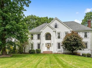 5 Hayden Dr, Atkinson, NH 03811