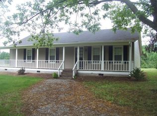 552 Kelly Springs Rd, Mount Olive, NC 28365