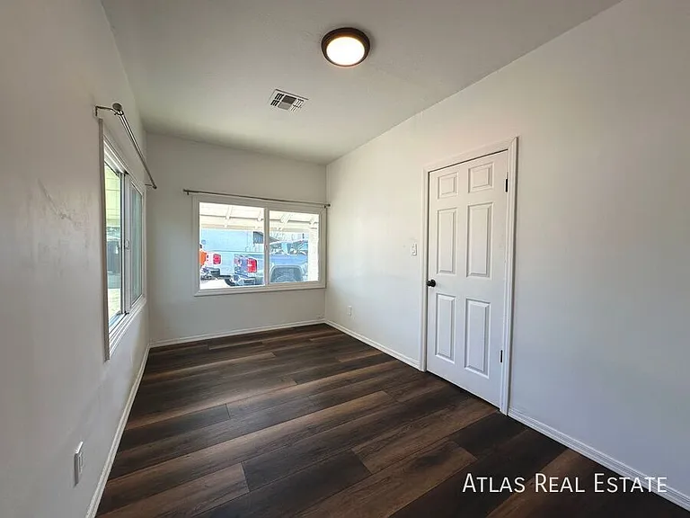 8842 N 2nd Way #2 — Photo 4