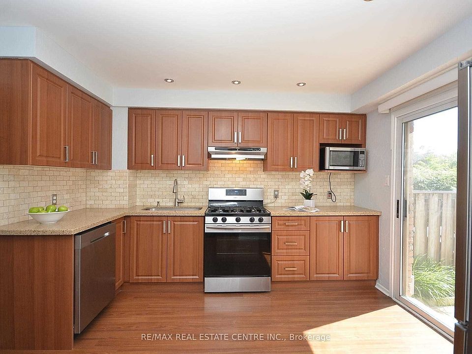 1st image of 7080 Copenhagen Rd #31