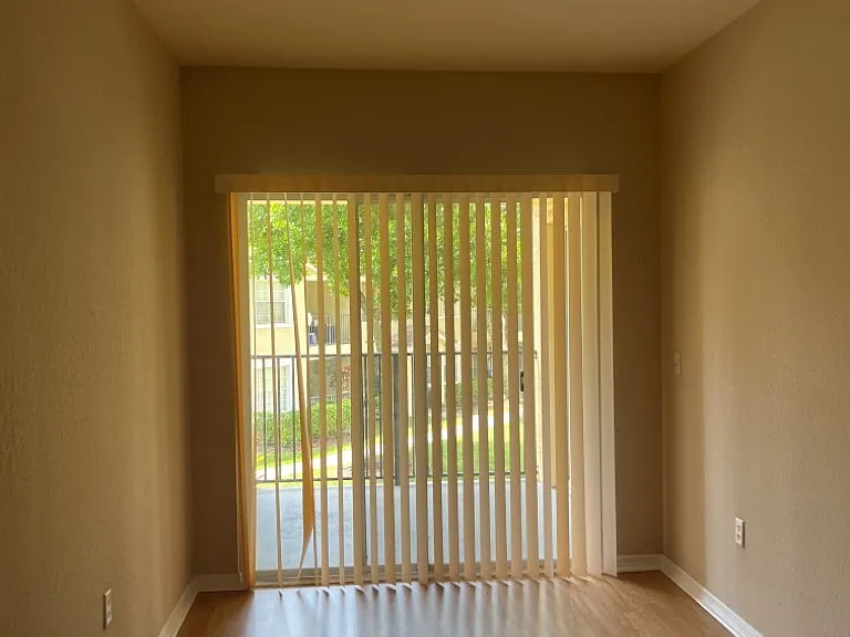 1507 Belmont Ln #1507 — Photo 4