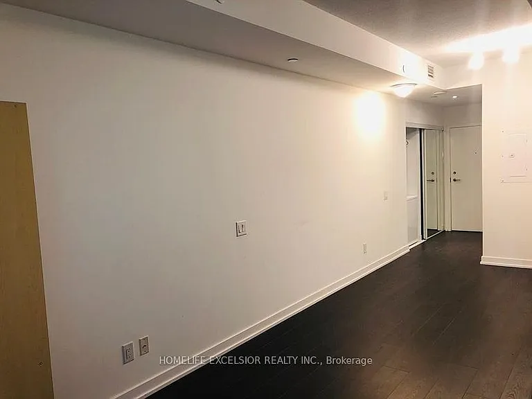 72 Esther Shiner Blvd #216 — Photo 5