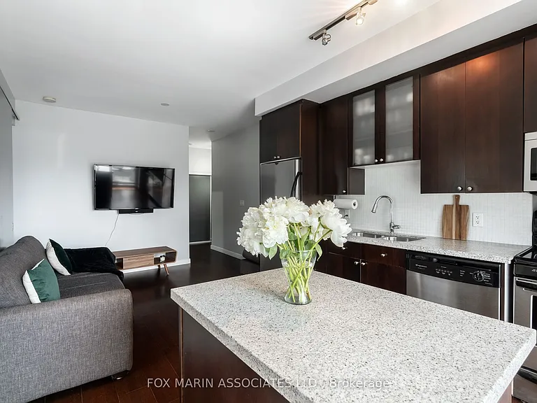1 Shaw St #726 — Photo 6