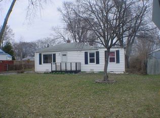 246 Winona Dr, Machesney Park, IL 61115