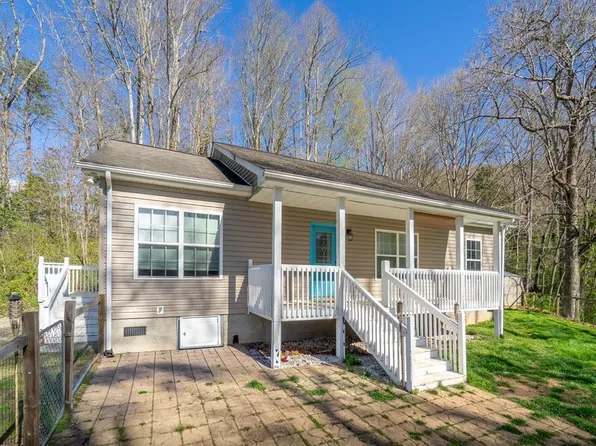 138 Elm St, Sylva, NC 28779