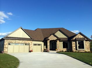 159 Settlers Trl, Sheboygan Falls, WI 53085