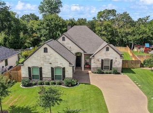 3074 W Embers Ct, Bryan, TX 77808