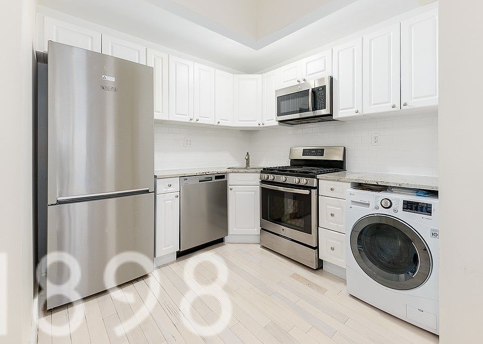 1st image of 483 Ocean Pkwy Ste Lb