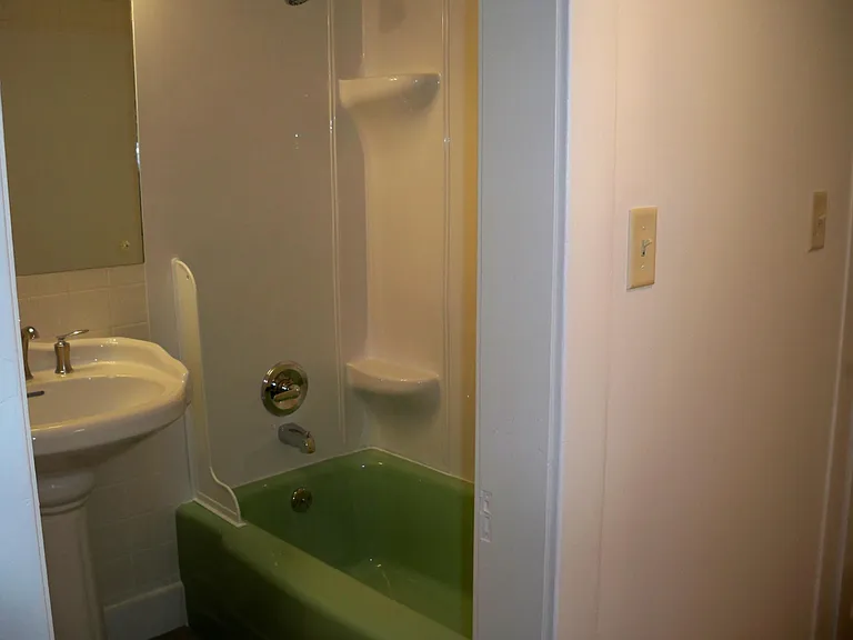 331 W Cedar St #1 — Photo 14