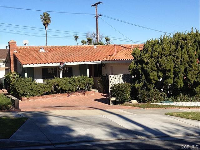 1st image of 5553 Emerald St