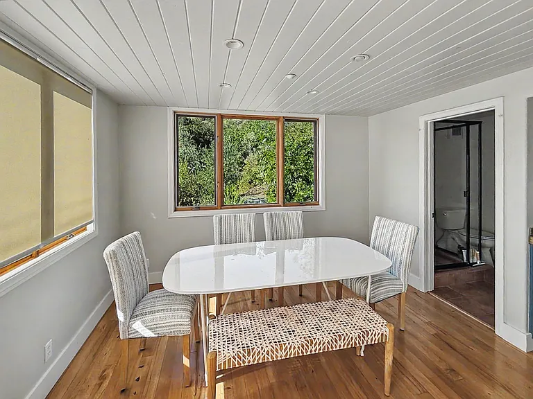 1368 Farnham Rd — Photo 21