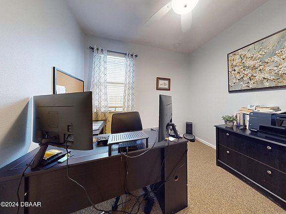 5th image of 440 Bostwick Cir