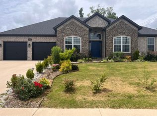 1000 Huntleigh Dr, Bentonville, AR 72713