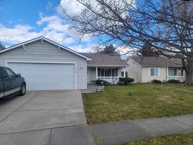 1702 N Aladdin Rd — Photo 1