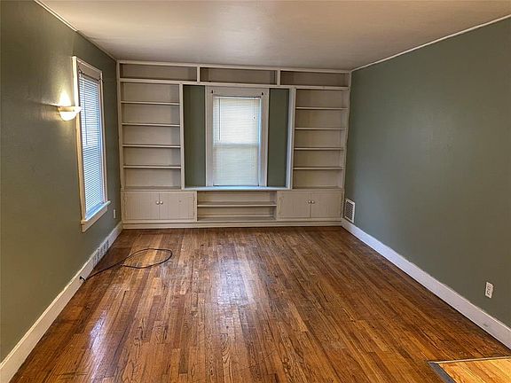 3rd image of 410 Massachusetts Ave