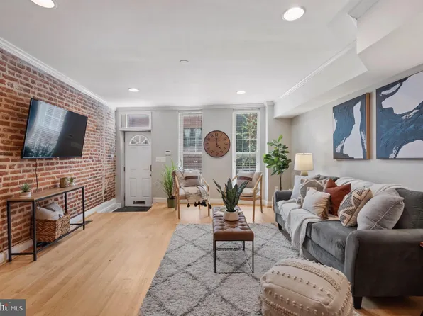 1705 Light St, Baltimore, MD 21230