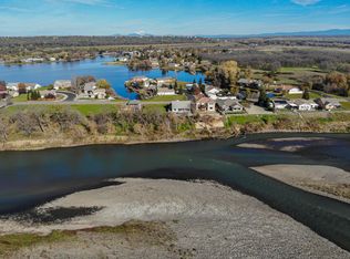 22573 Edgewater Dr, Cottonwood, CA 96022