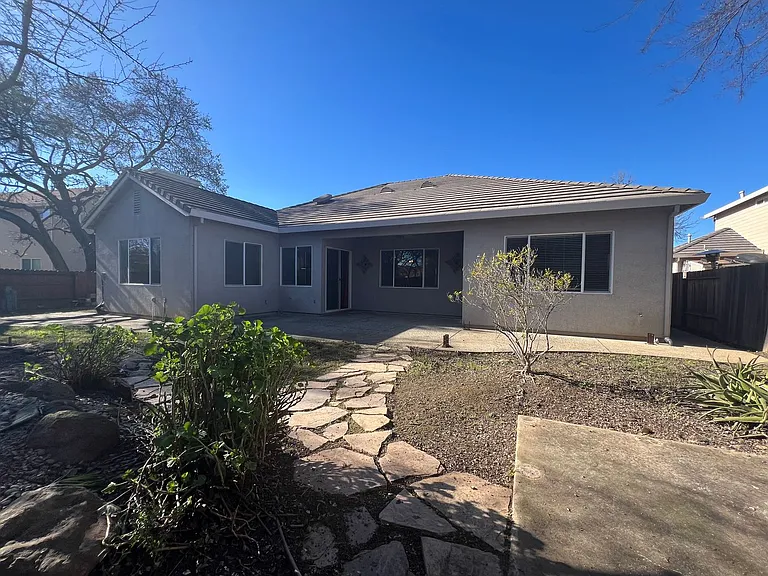 9721 Toscano Dr — Photo 55