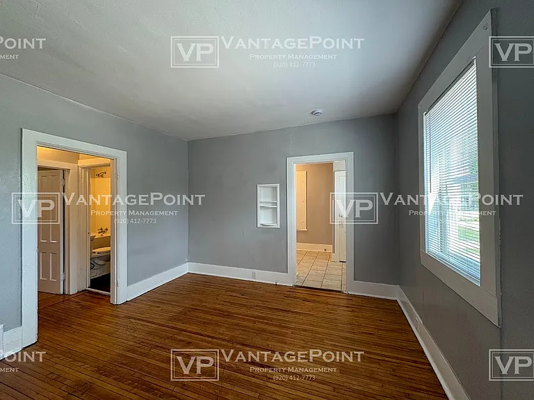 334 S Quincy St — Photo 11