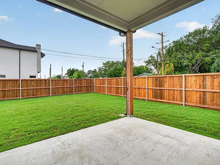 1702 Chattanooga Pl — Photo 28