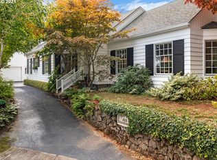 724 SW Chestnut St, Portland, OR 97219