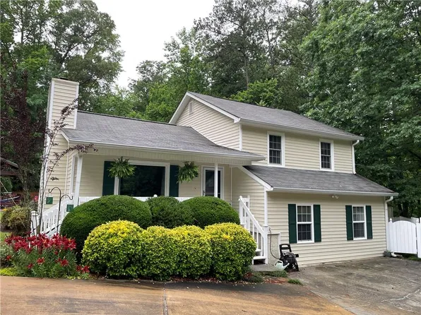 655 Chester Harris Dr, Dallas, GA 30132