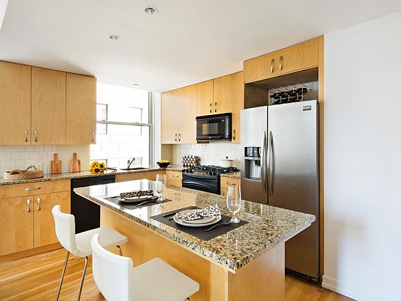 2nd image of 55 Liberty St APT 9A