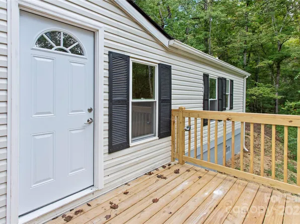 270 Rolling Acres Dr, Canton, NC 28716