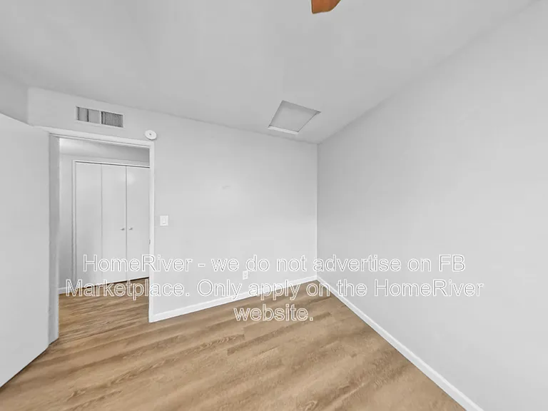 1955 N Robson — Photo 11